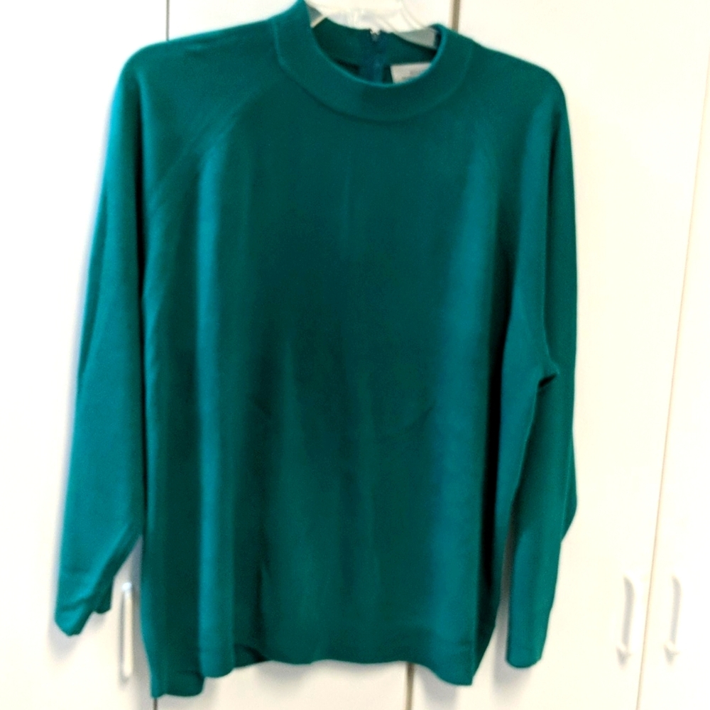 3X green Sweater